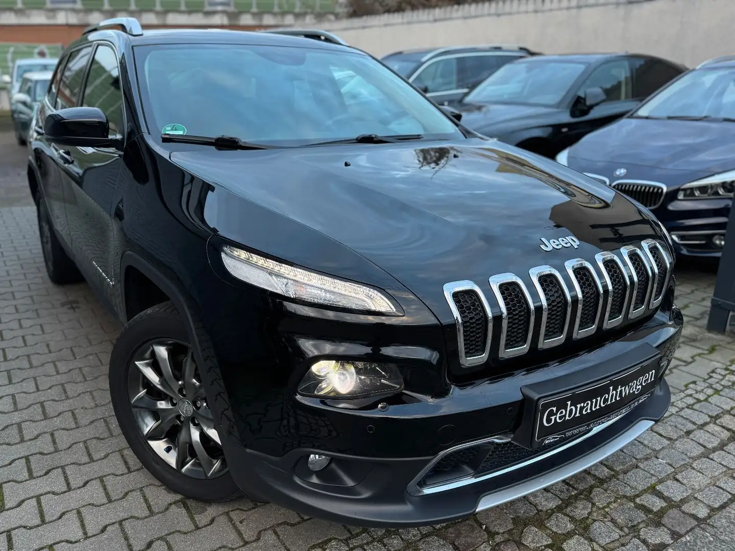 Jeep Cherokee 2,2 D Limited 4WD Aut.Leder 1.Hand Noir - 2
