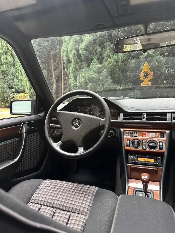 Mercedes-Benz 300 Sport, foto 10