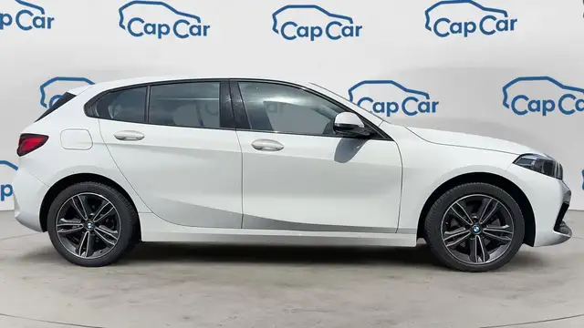 BMW 1 Series view 4