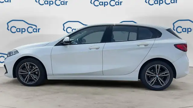 BMW 1 Series view 2