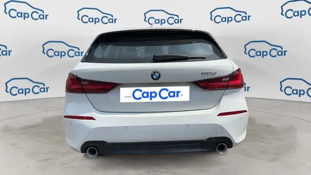 BMW 1 Series view 3