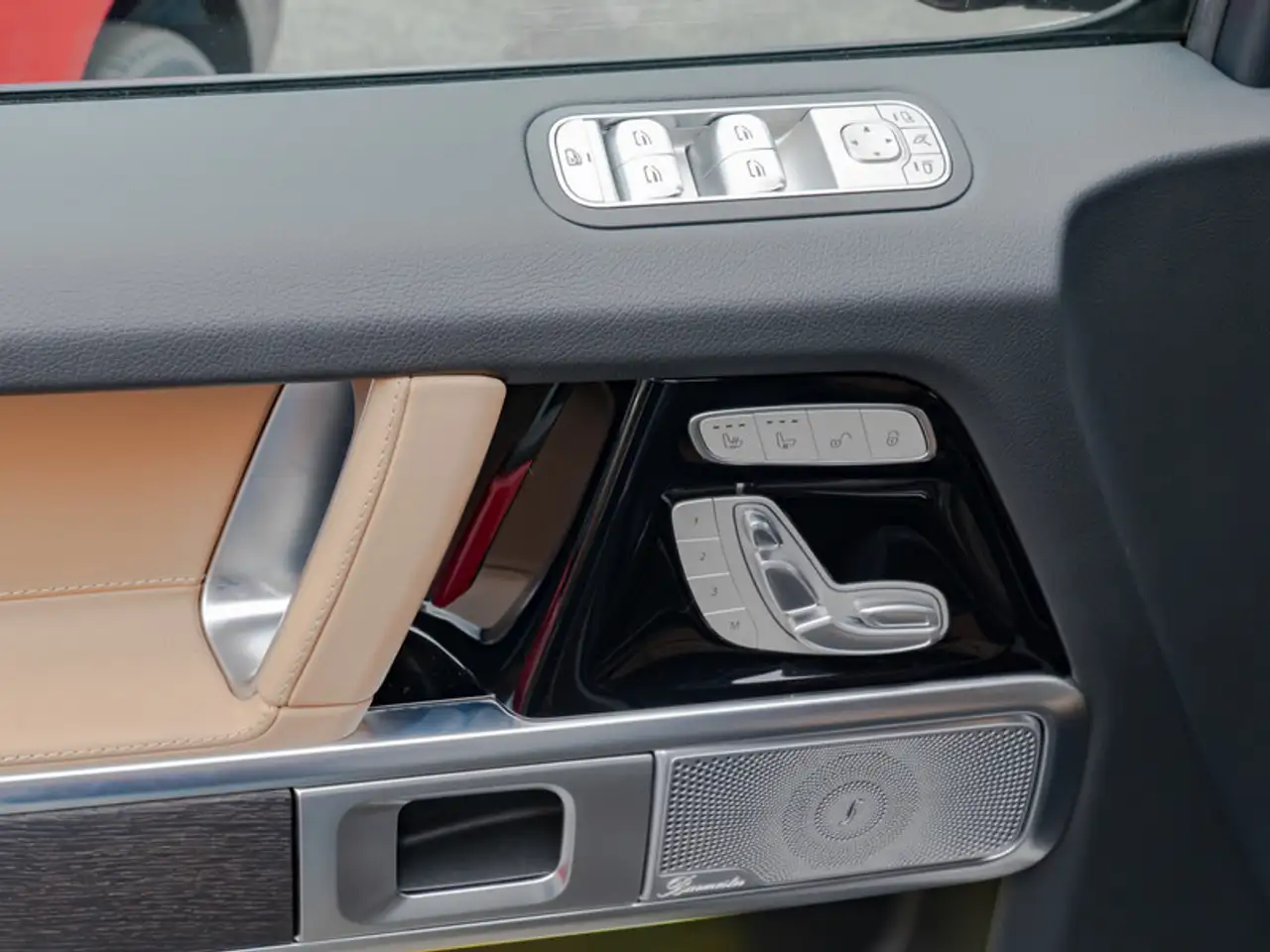 Mercedes-Benz G 63 AMG MANUFAKTUR/PROFESSIONAL/360/Night/Stdhz 9