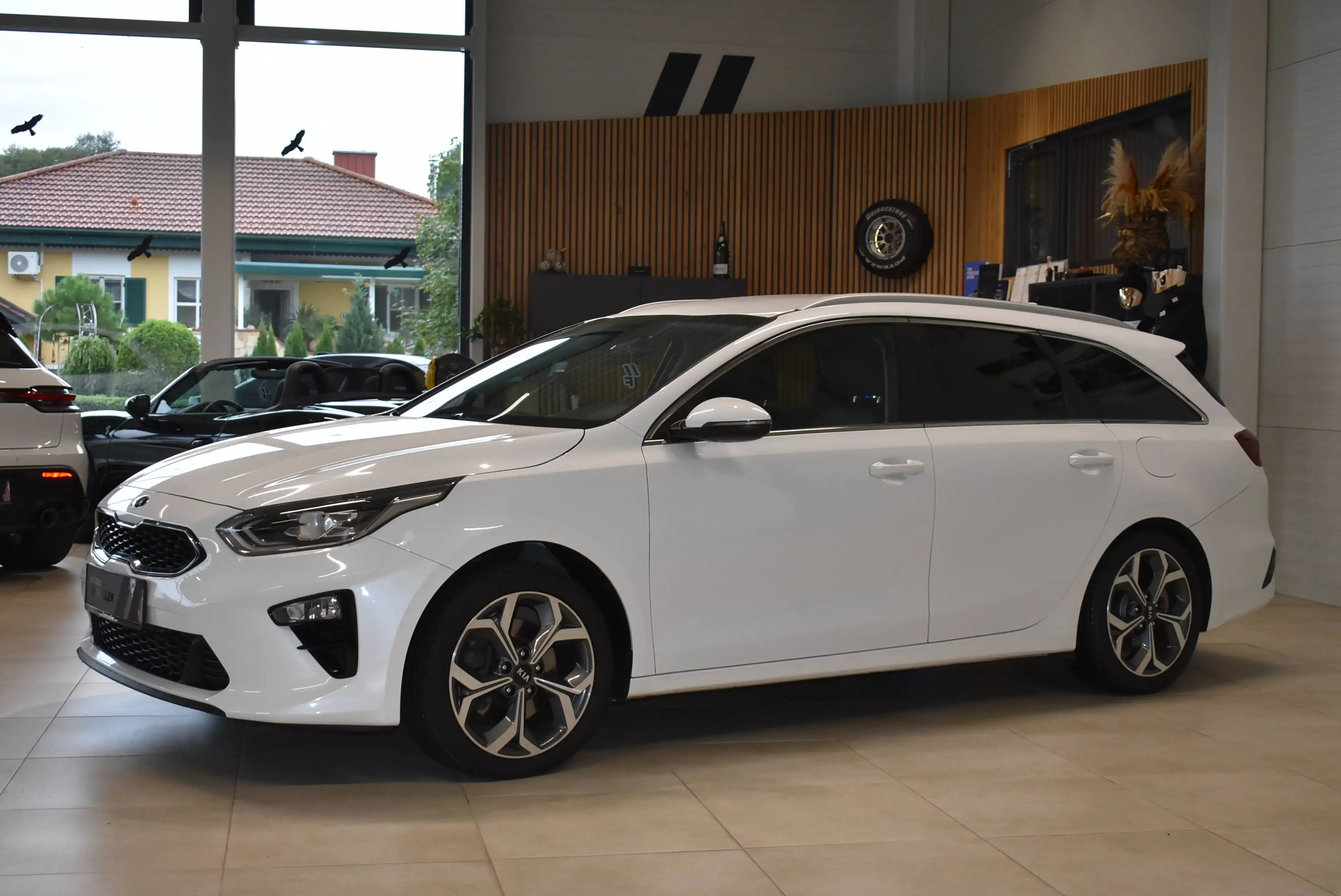 Kia Ceed SW / cee'd SW Gold 1,6 CRDI 48V — photo 4