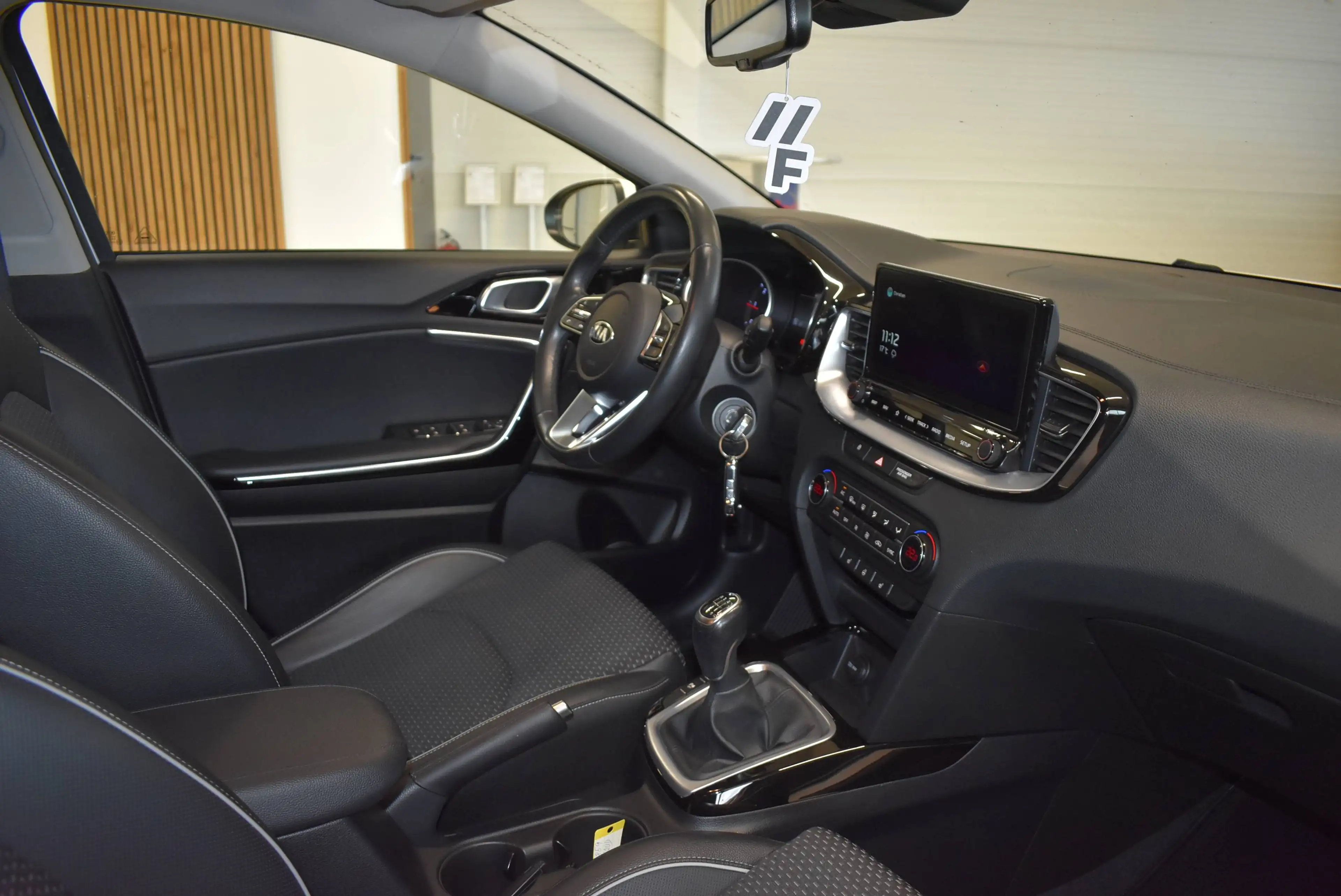 Kia Ceed SW / cee'd SW Gold 1,6 CRDI 48V — photo 21