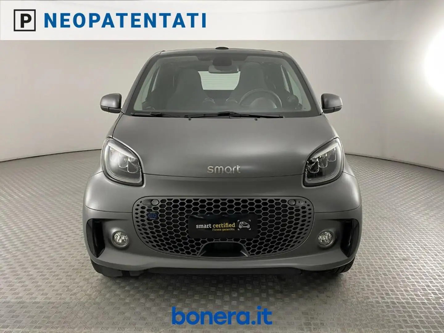 smart forTwo Cabrio eq suitegrey-grey 4,6kW Grigio - 2