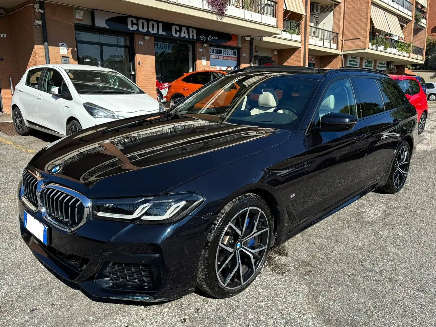 BMW 520 520 xd Touring mhev 48V xdrive Msport auto Nero - 1