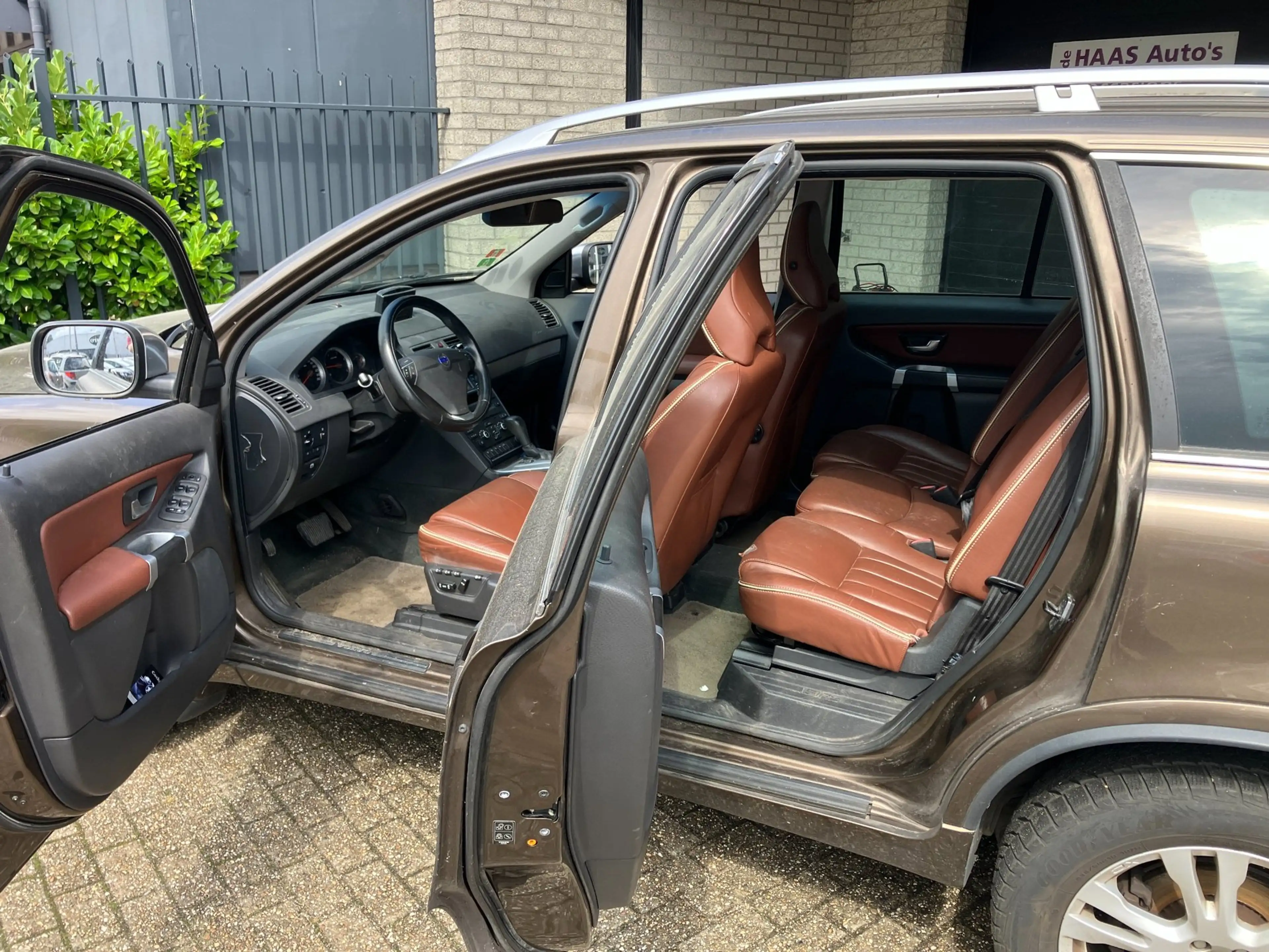 Volvo XC90 2.4 D5 Limited Edition / EXPORT / MELDING PDF / LE — photo 8