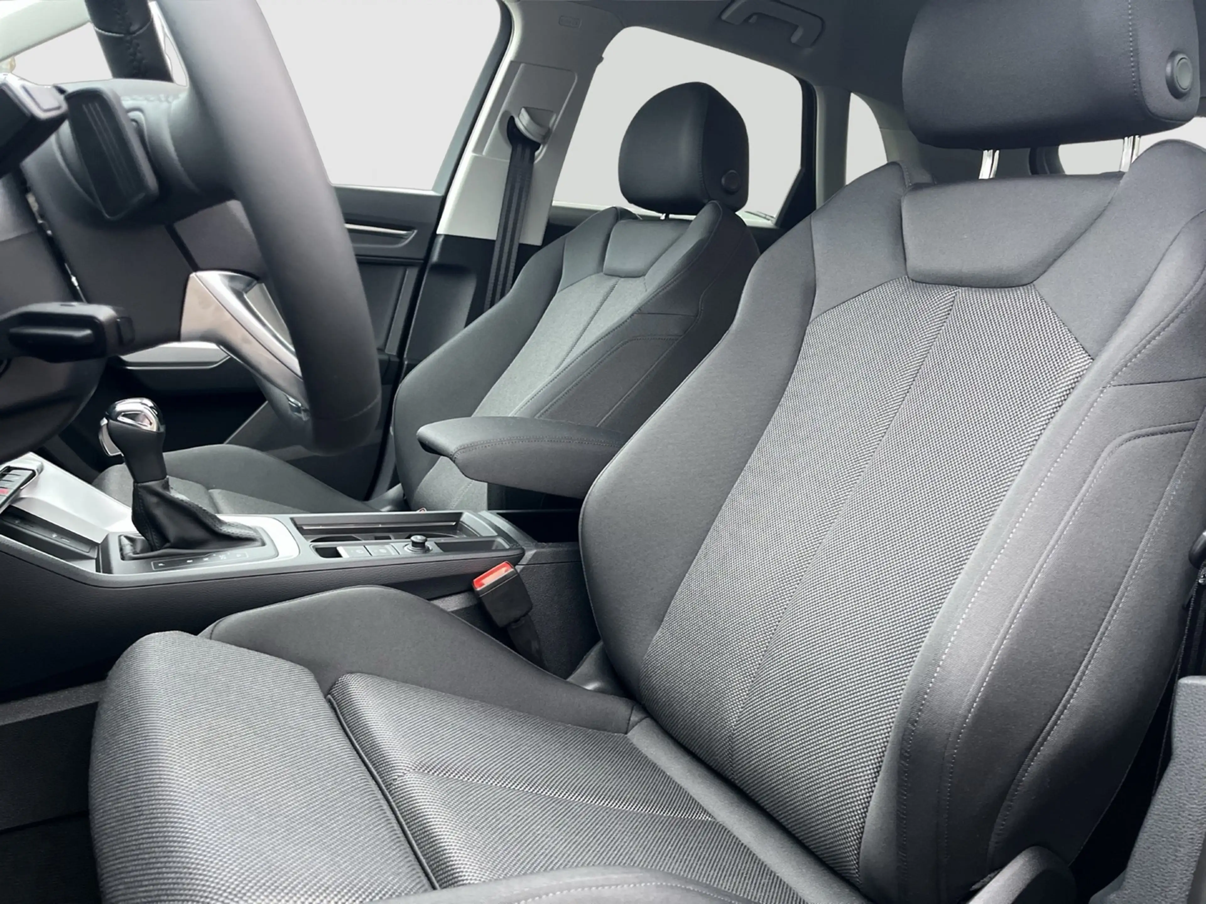 Audi Q3 advanced 35 TFSI 110(150) kW(PS)S tronic — photo 8