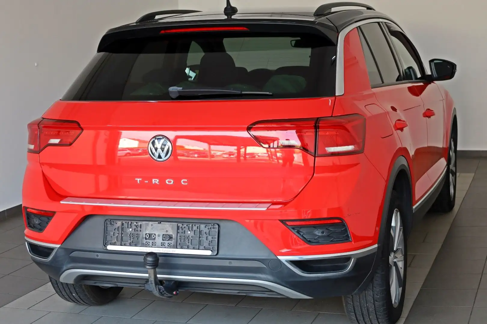 Volkswagen T-Roc Style Navi,SH,PDC,ACC,AHK,SR+WR Rot - 2