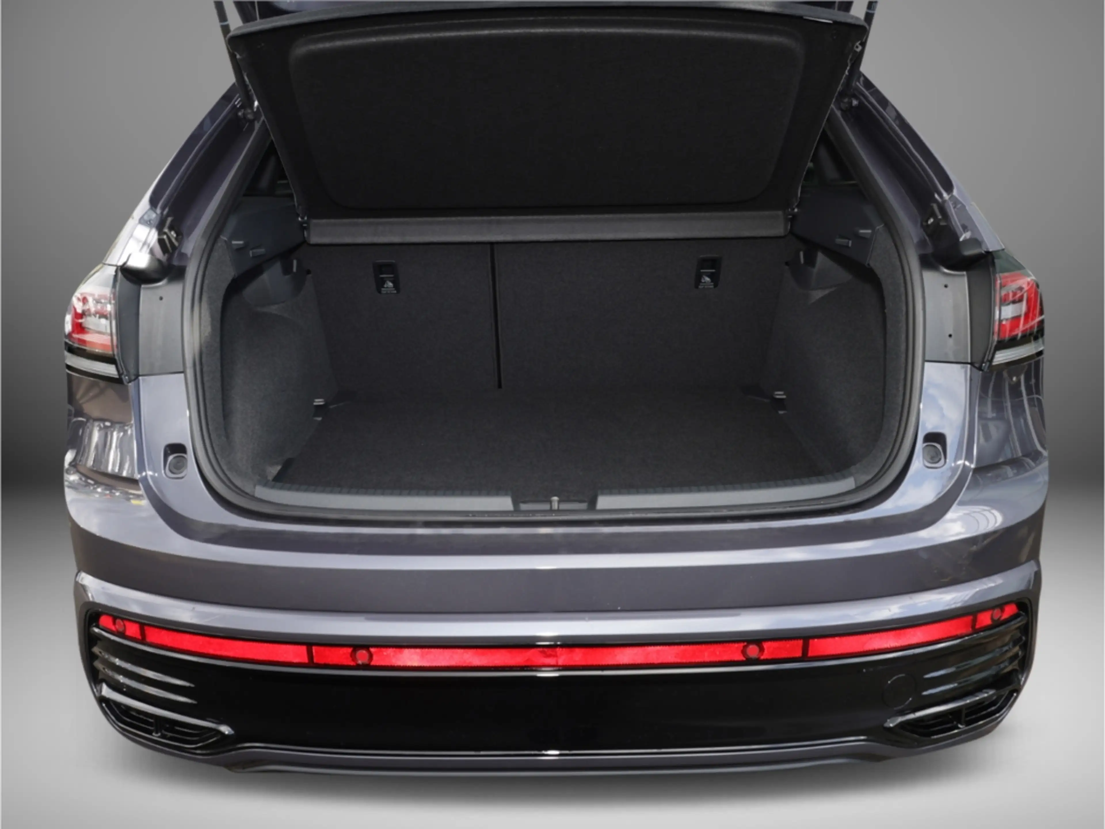 Volkswagen Taigo Black Style R-Line 1.5 TSI Matrix Kamera — photo 5