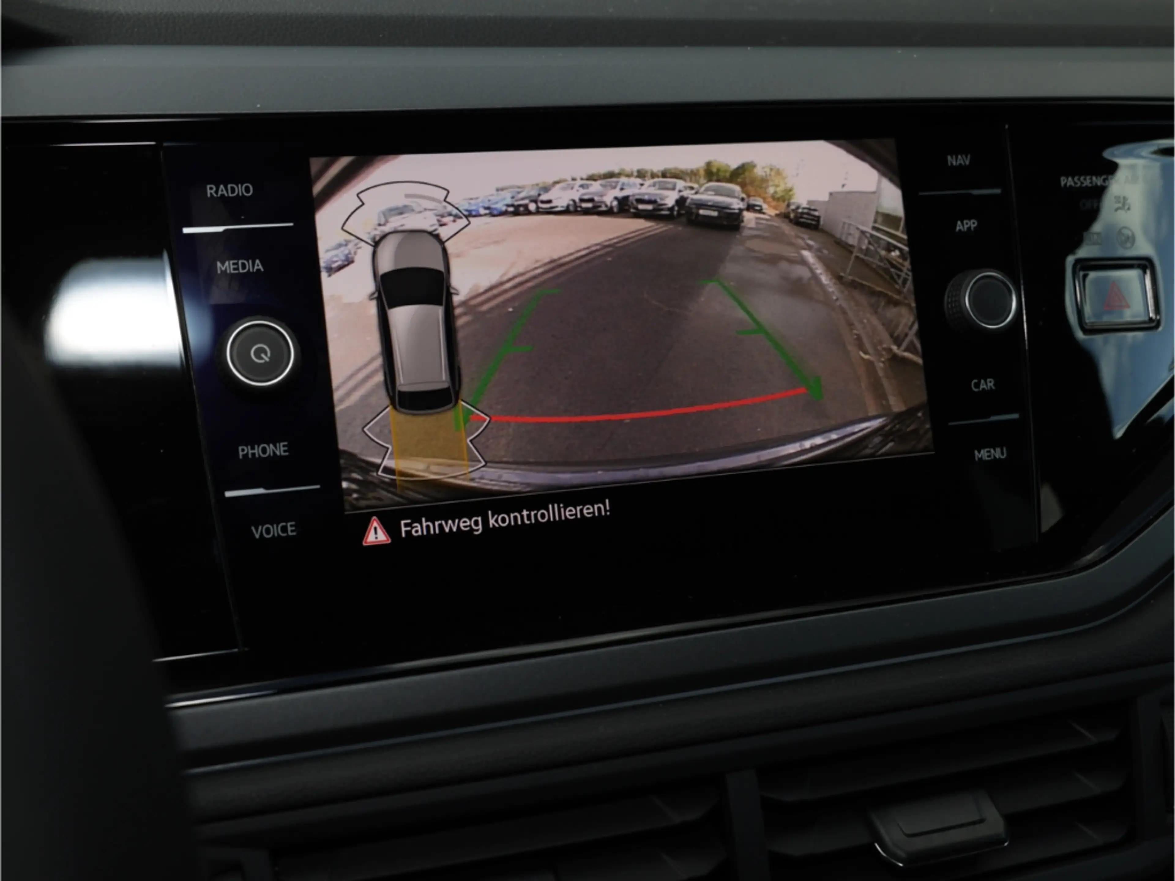 Volkswagen Taigo Black Style R-Line 1.5 TSI Matrix Kamera — photo 11