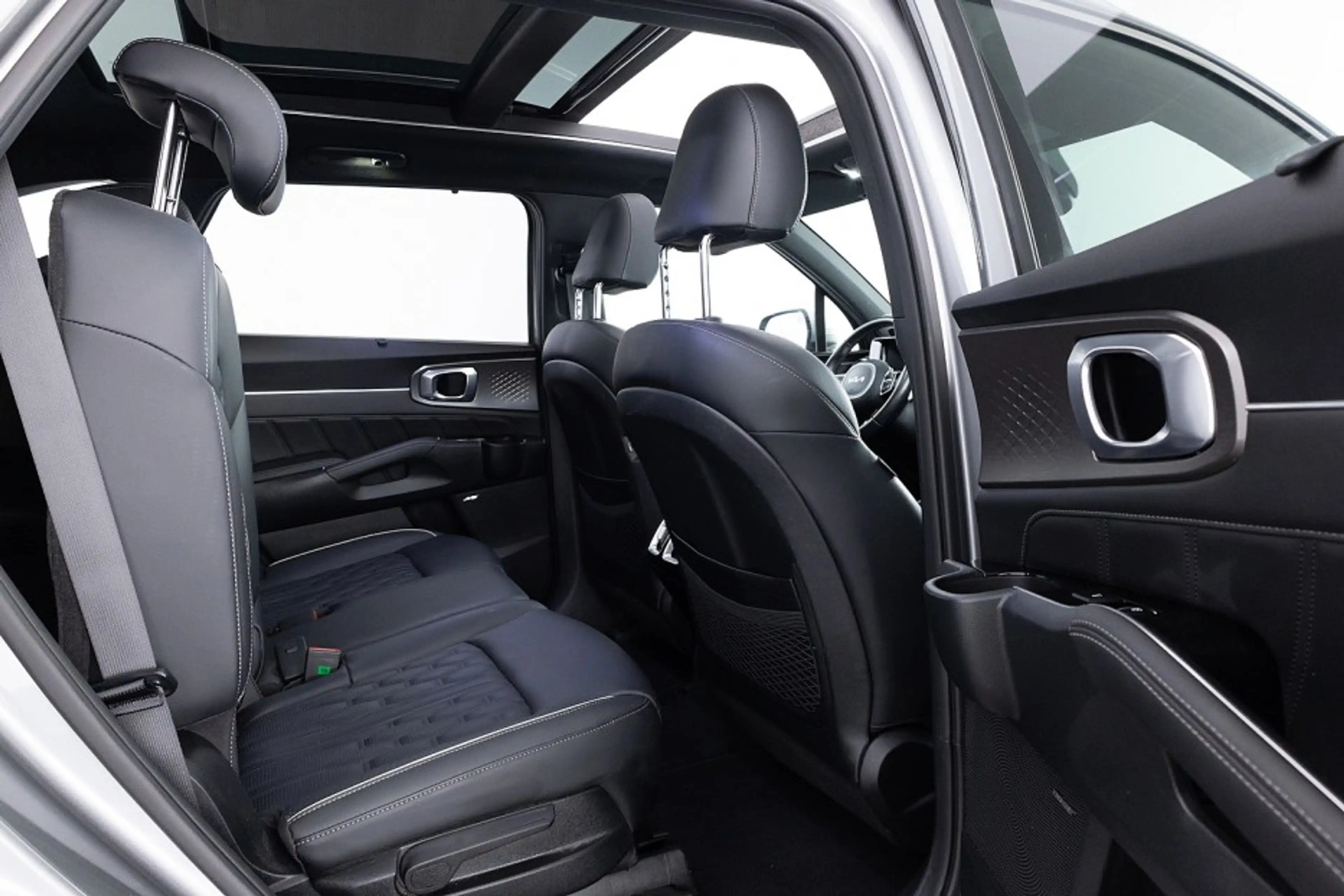 Kia Sorento 1.6 T-GDI Plug-in Hybrid 4WD ExecutiveLine | LEDER — photo 9