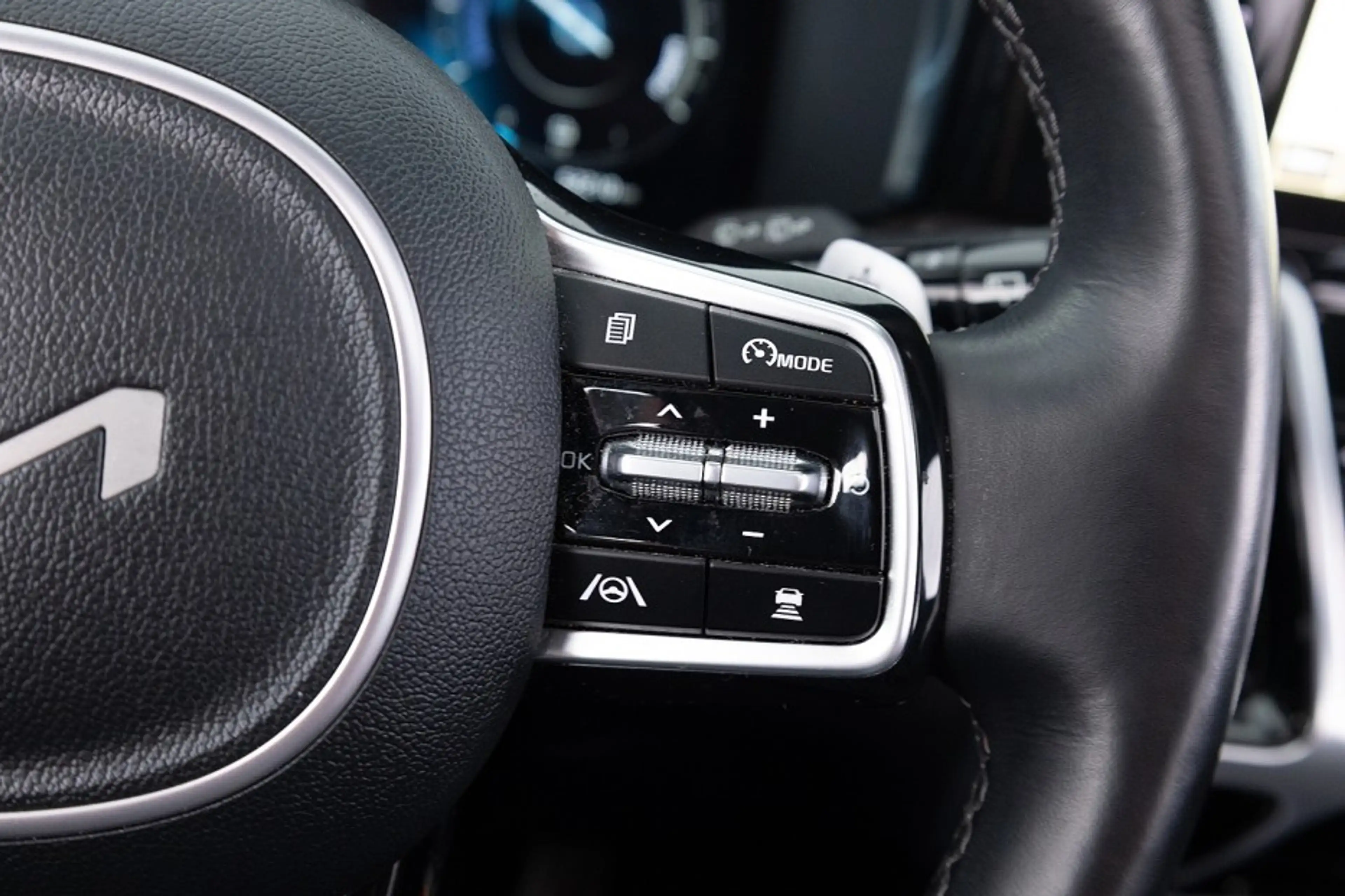 Kia Sorento 1.6 T-GDI Plug-in Hybrid 4WD ExecutiveLine | LEDER — photo 23