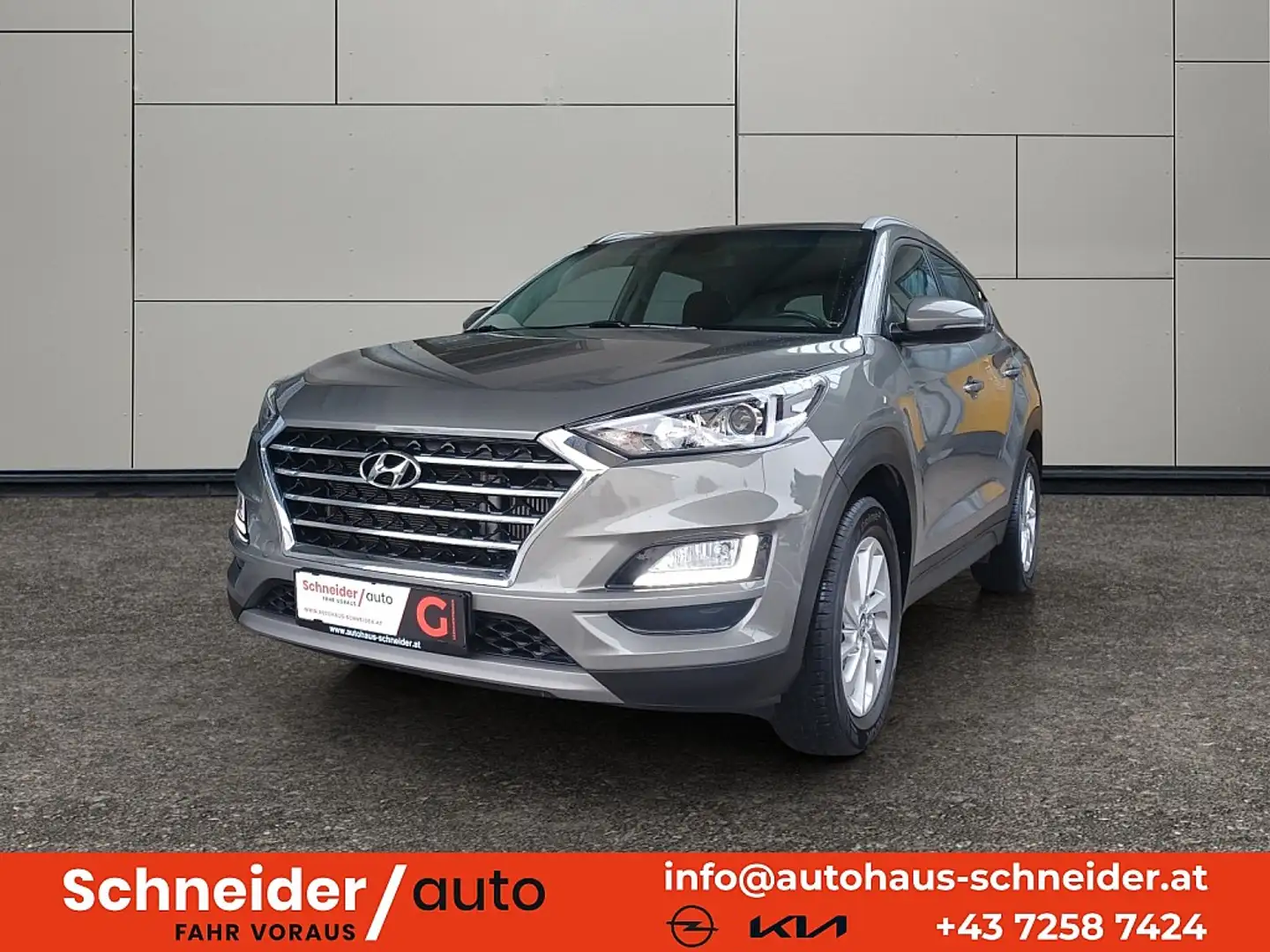 Hyundai TUCSON Tucson 1,6 CRDI 4WD Level 3 Run Grün - 1