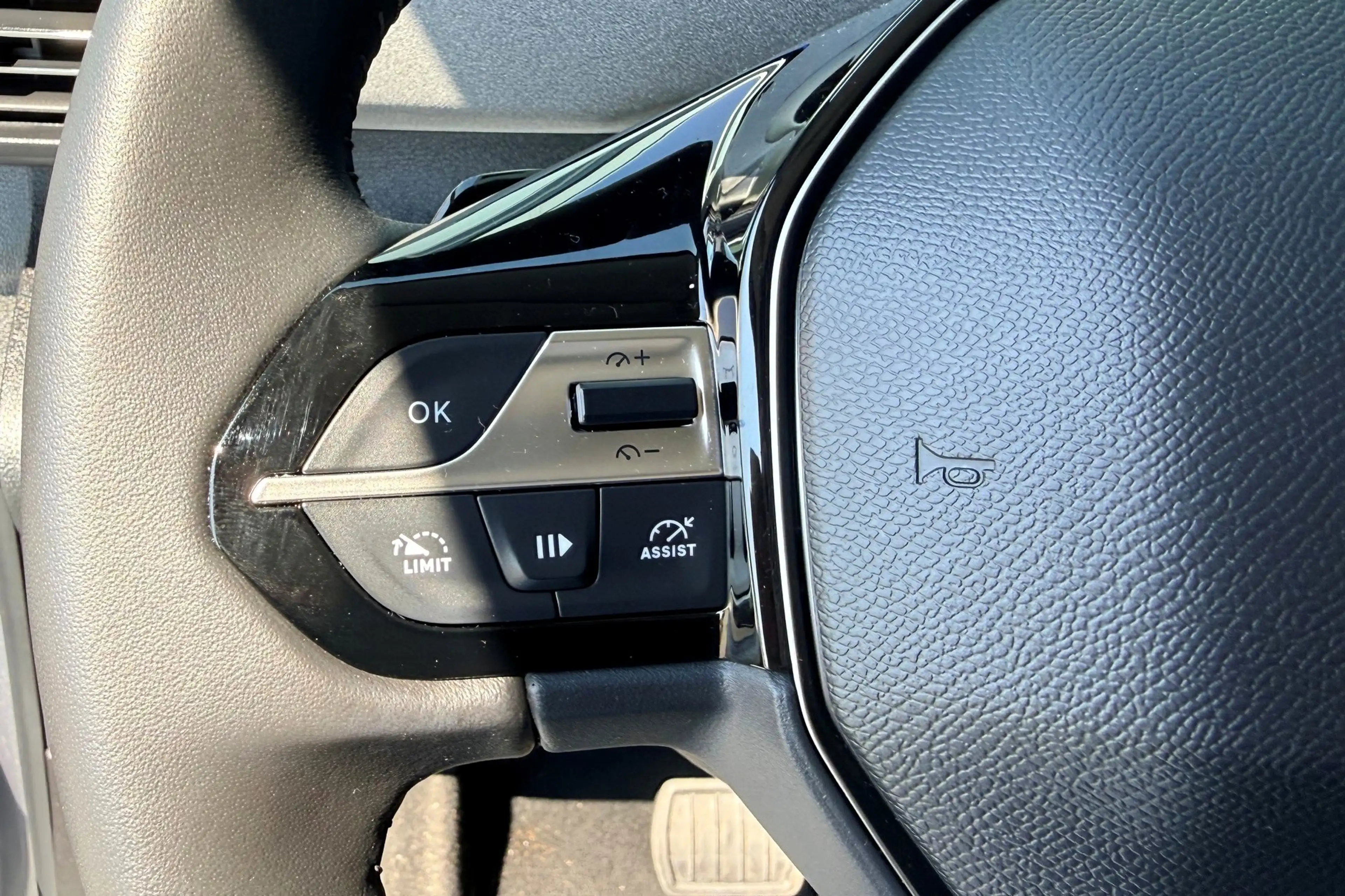 Peugeot e-Rifter EV Allure L1 50 kWh 10179KM! — photo 11