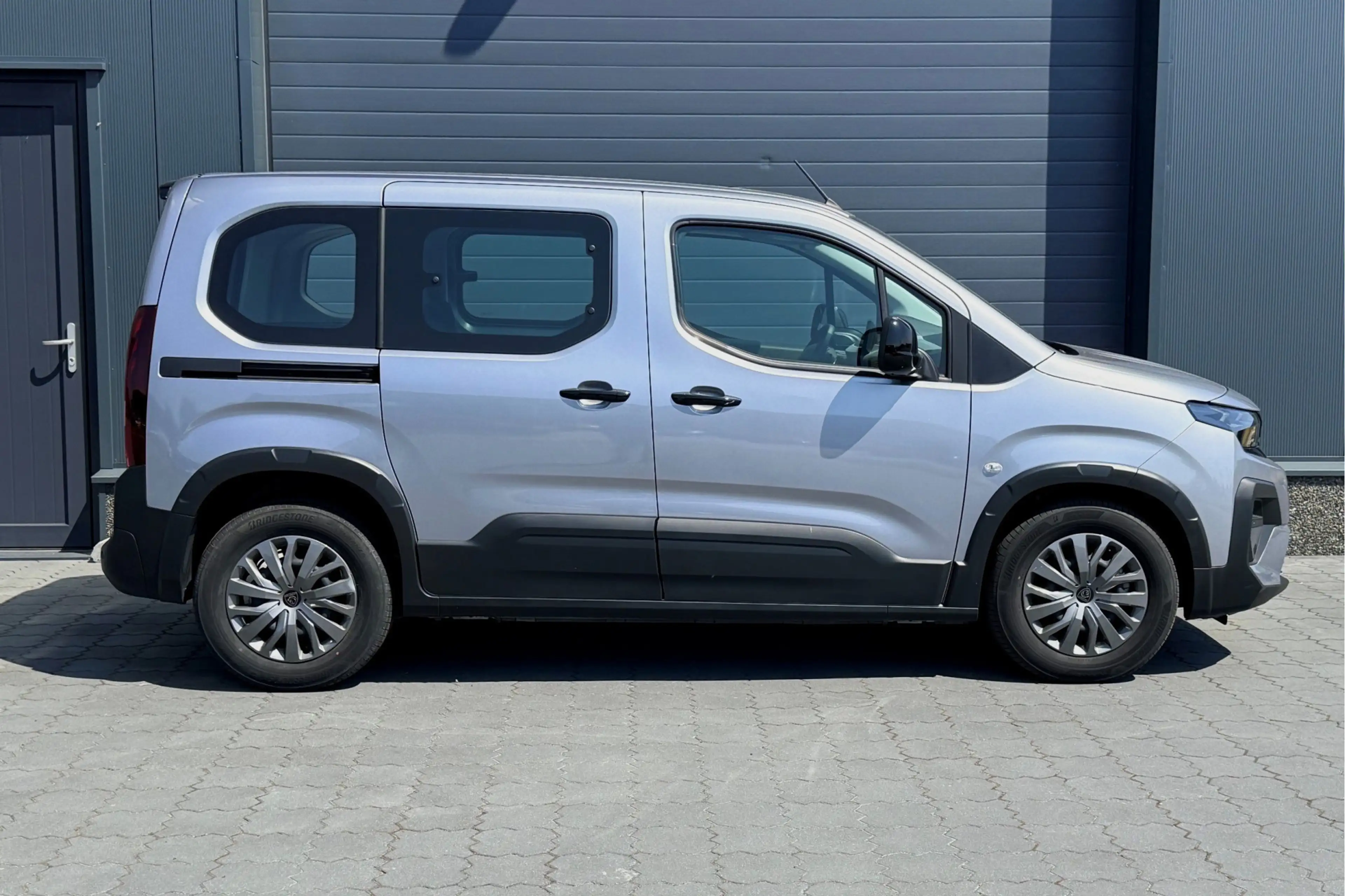 Peugeot e-Rifter EV Allure L1 50 kWh 10179KM! — photo 26