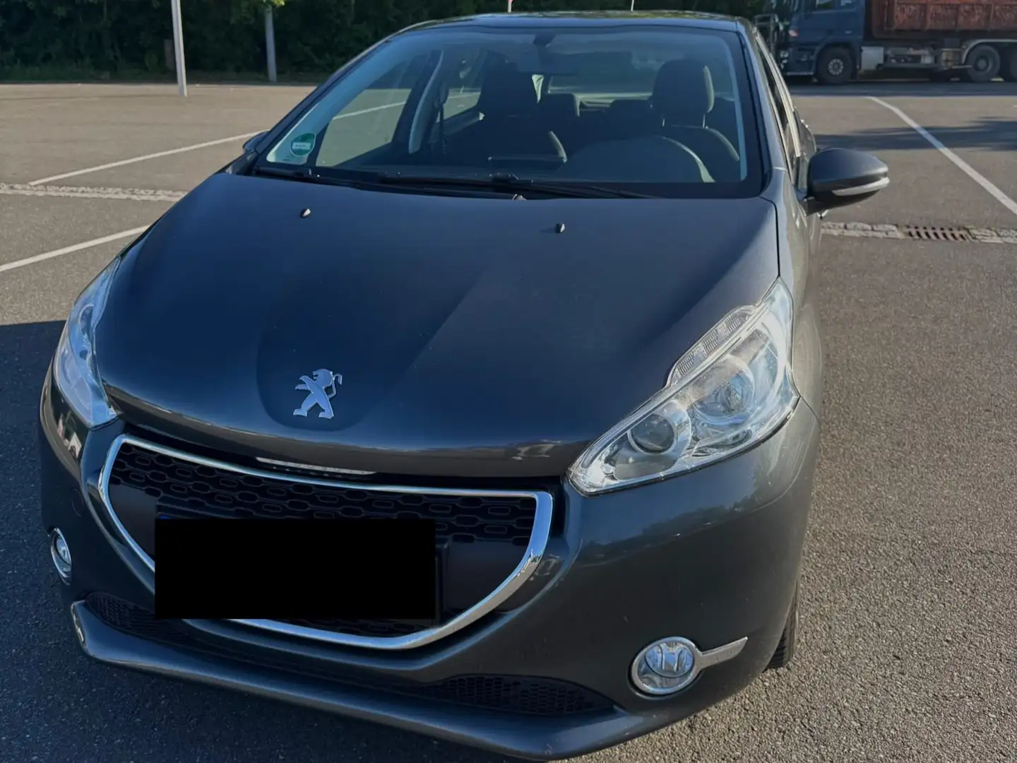 Peugeot 208 208 82 VTI Active Grau - 1