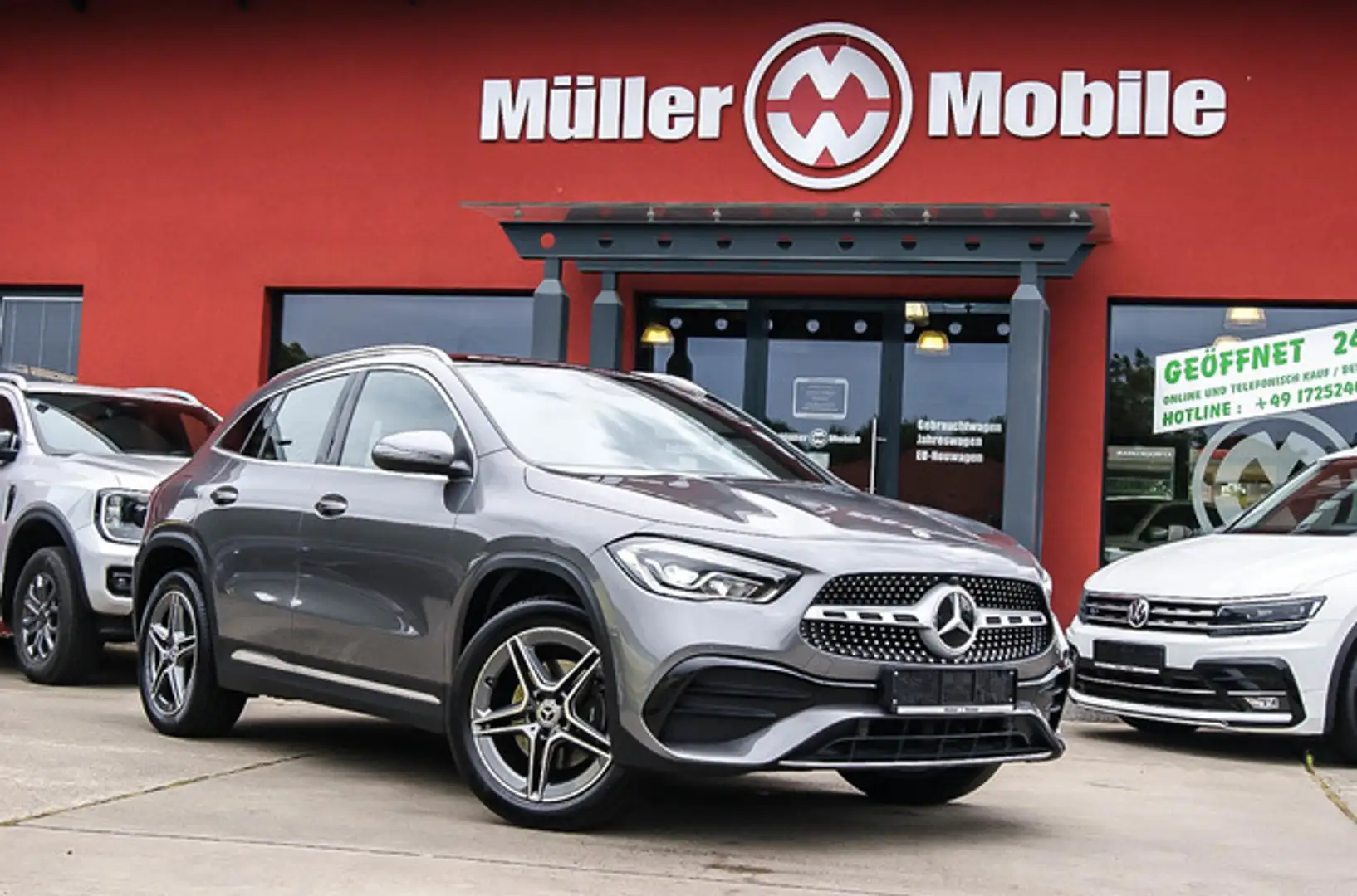 Mercedes-Benz GLA 250 e AMG MBUX PANORAMA LEDER ANHZV Grigio - 1