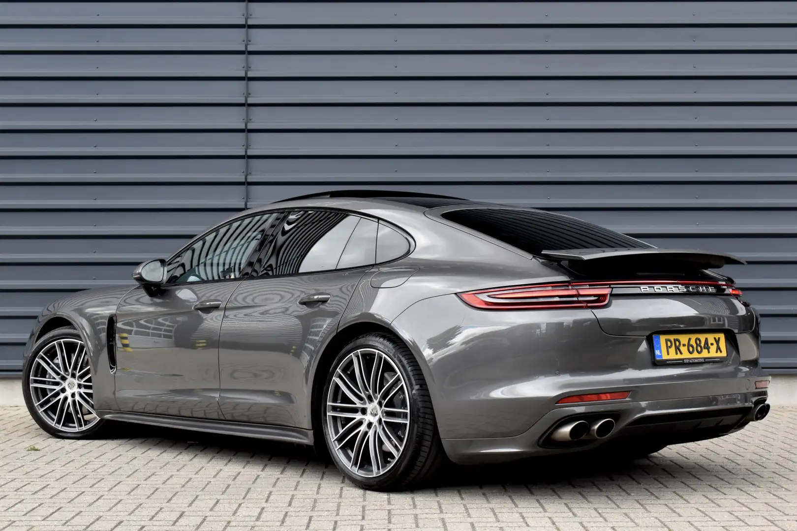 Porsche Panamera 2.9 4 E-Hybrid 462pk Sport Design | Panoramadak | Grijs - 2