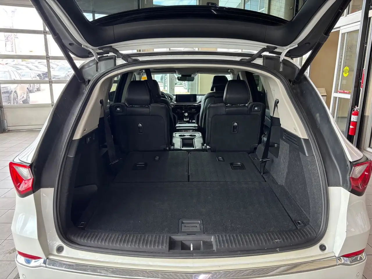 Acura MDX снимка Acura MDX