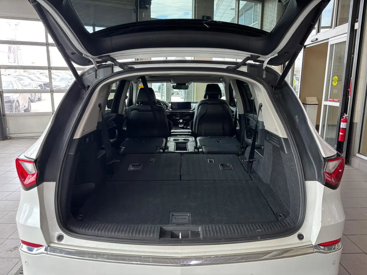 Acura MDX снимка Acura MDX