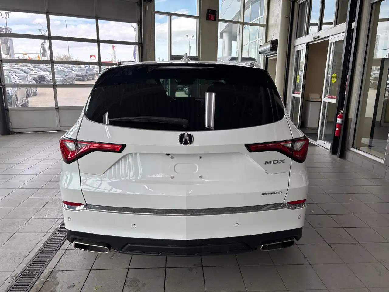 Acura MDX снимка Acura MDX