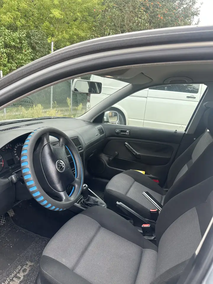 Volkswagen Golf 1.6 Comfortline, foto 4
