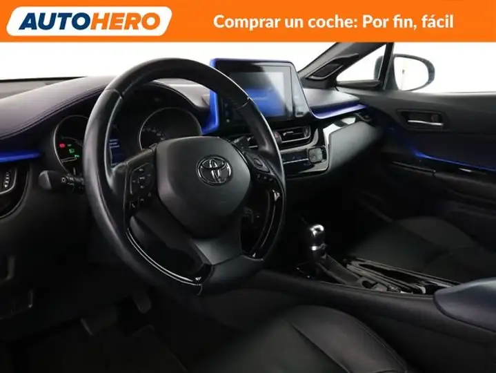 Toyota C-HR 1.8 Hybrid Aut. Dynamic Plus 2018, foto 12