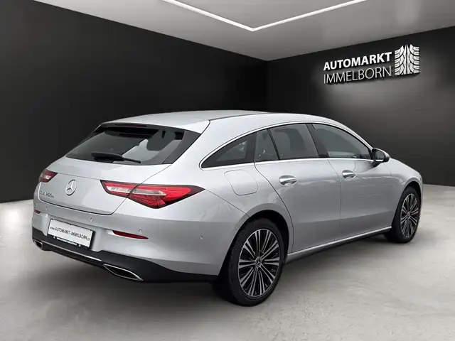 Mercedes-Benz CLA view 8