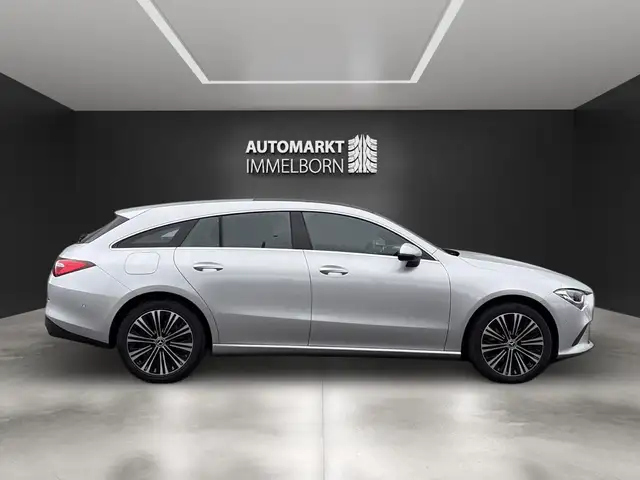 Mercedes-Benz CLA view 11