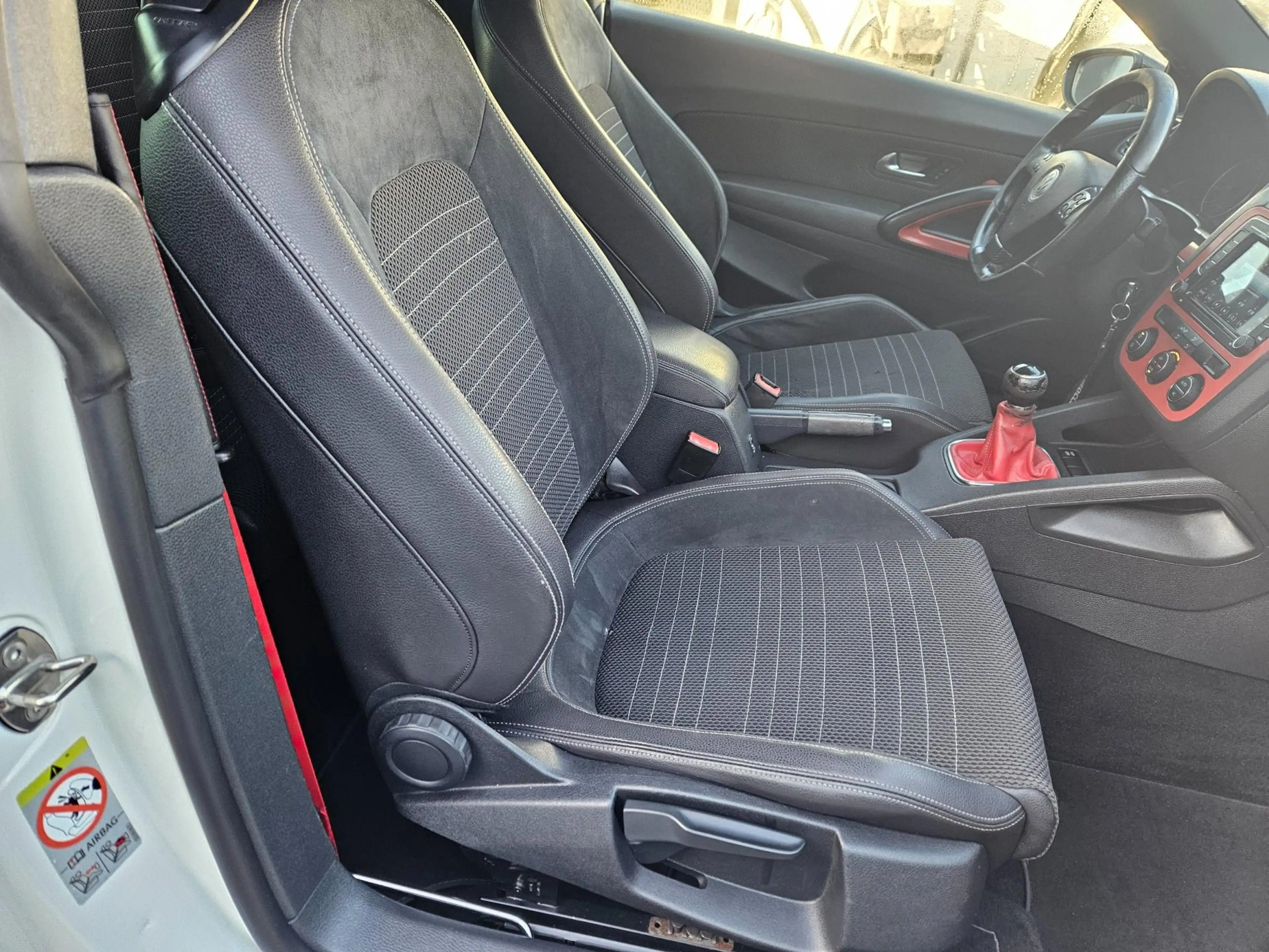 Volkswagen Scirocco 2.0 TSI Highline|Clima|Navi|Nw Apk — photo 15