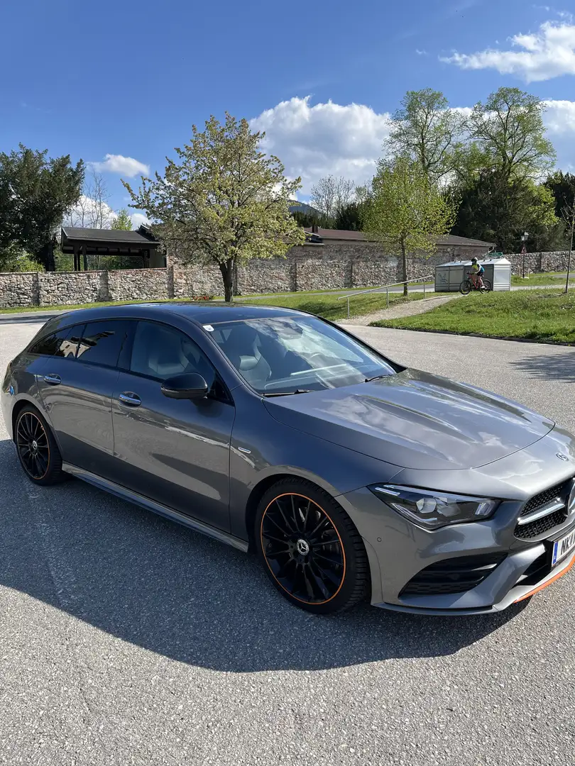 Mercedes-Benz CLA 250 4MATIC Shooting Brake Aut. Grau - 1