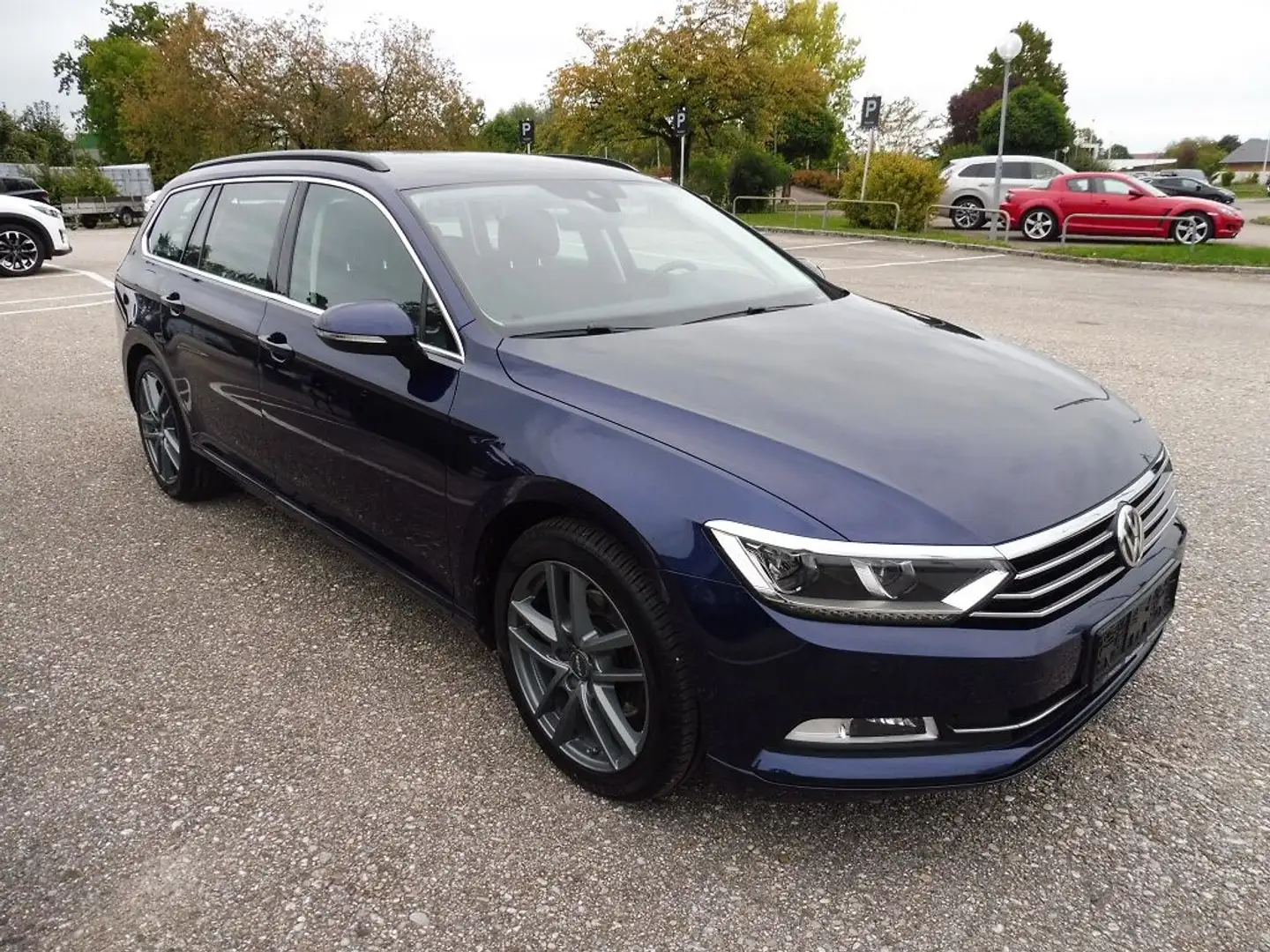 Volkswagen Passat Variant Comfortline 2,0 TDI SCR DSG Blau - 2