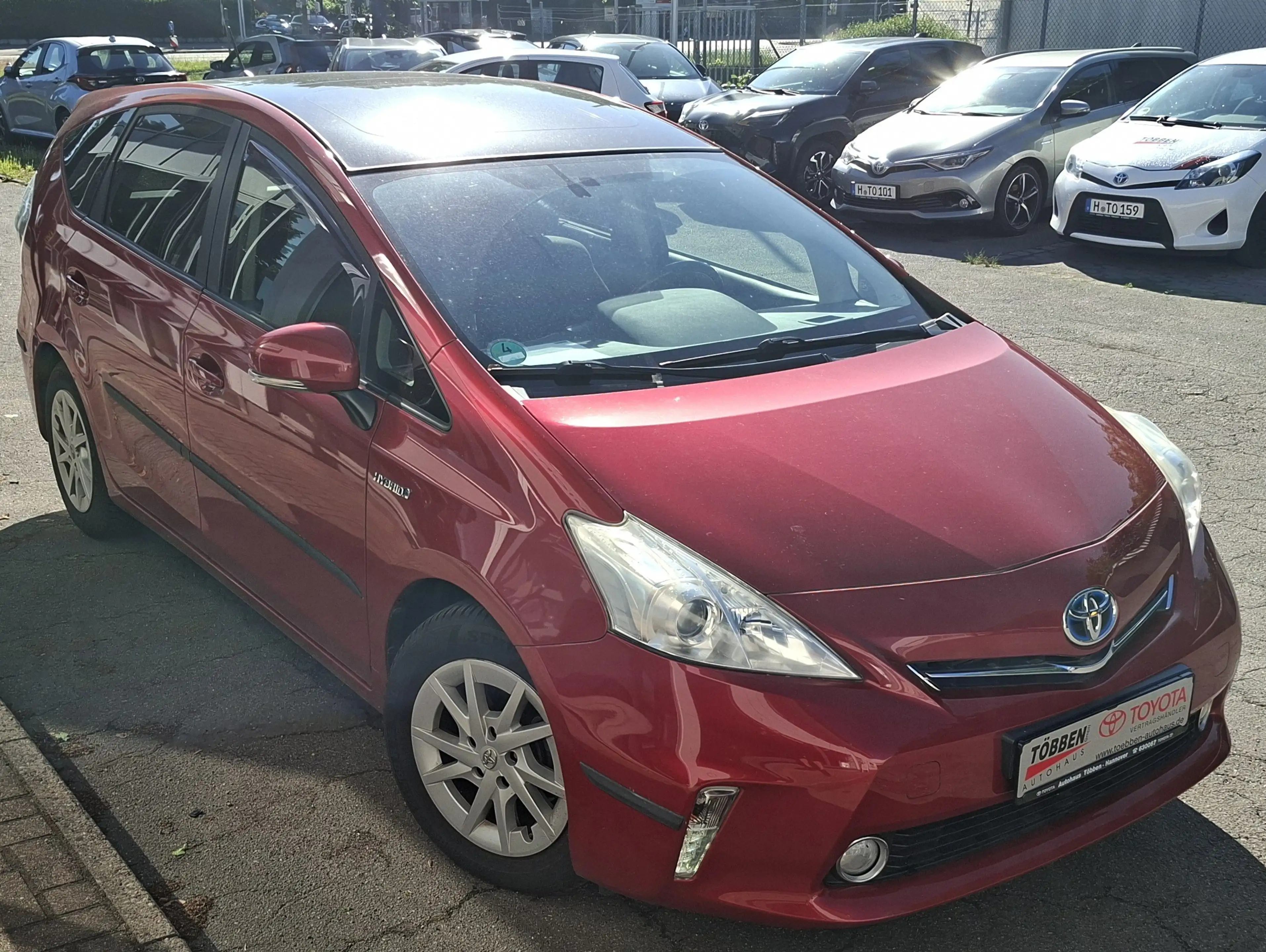 Toyota Prius+ Life + Panorama Glasdach+Ganzjahresreifen+Garantie — photo 4