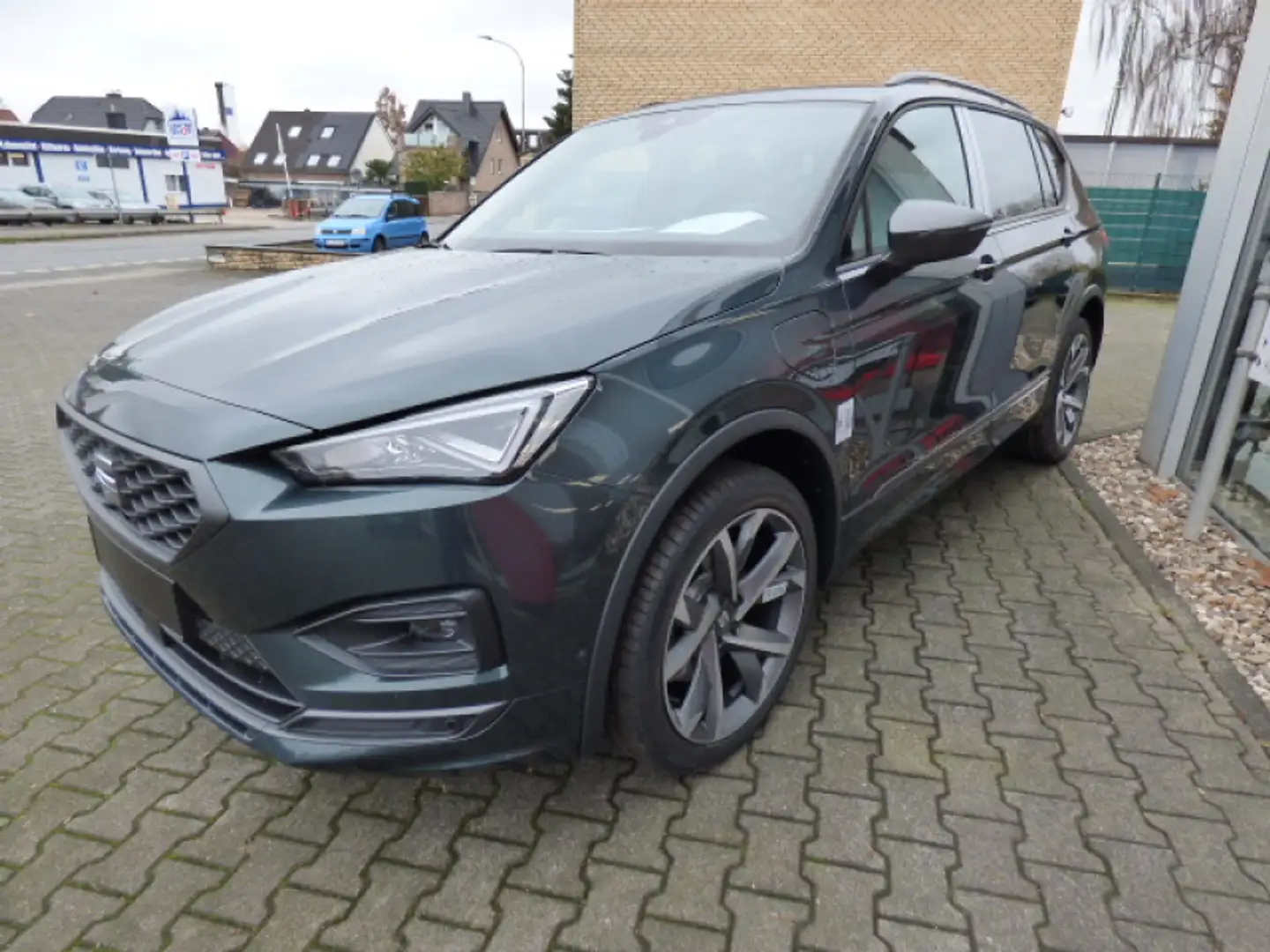 SEAT Tarraco Tarraco FR 1,4 TSI e-HYBRID Navi Kessy LED AHK P Grün - 1