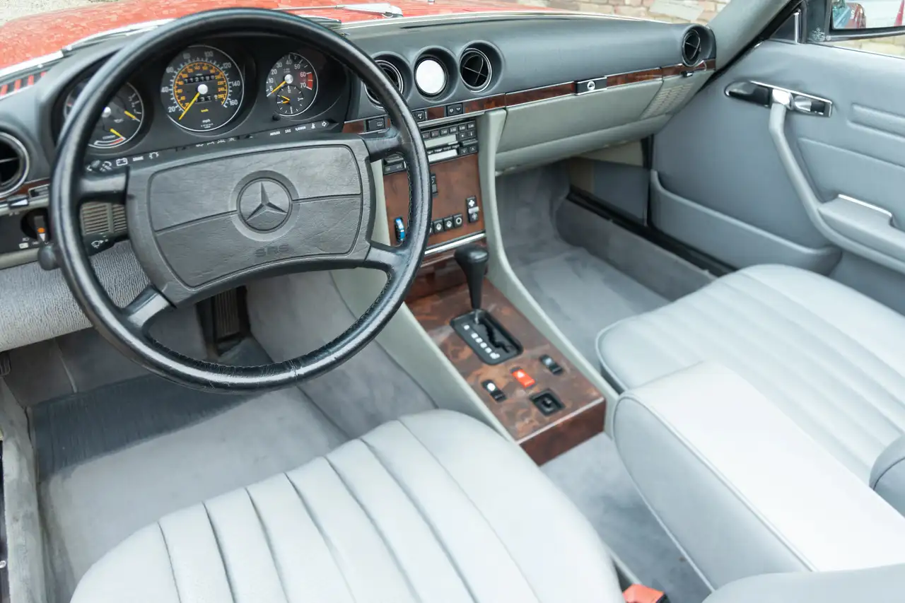 Mercedes-Benz SL 560 "Becker Grand Prix" Newly delivered in "The Garden, foto 11