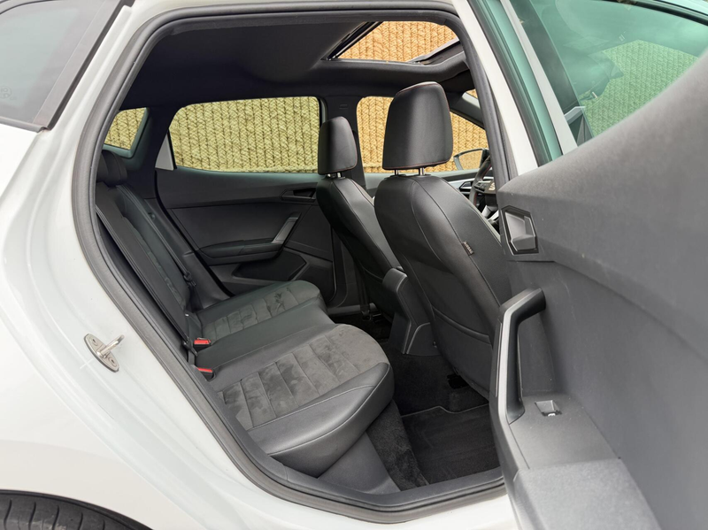 SEAT Ibiza 1.0 EcoTSI FR Plus Panoramadak | Stoelverwarming | — photo 41