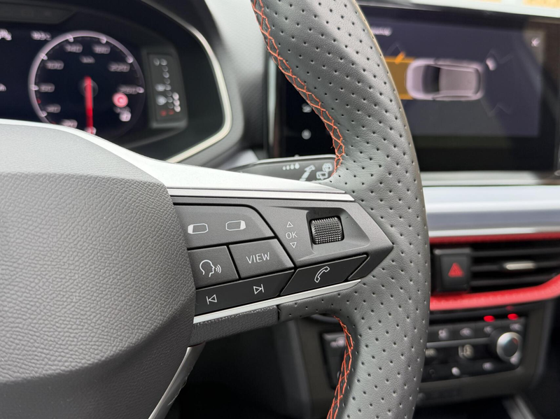 SEAT Ibiza 1.0 EcoTSI FR Plus Panoramadak | Stoelverwarming | — photo 9