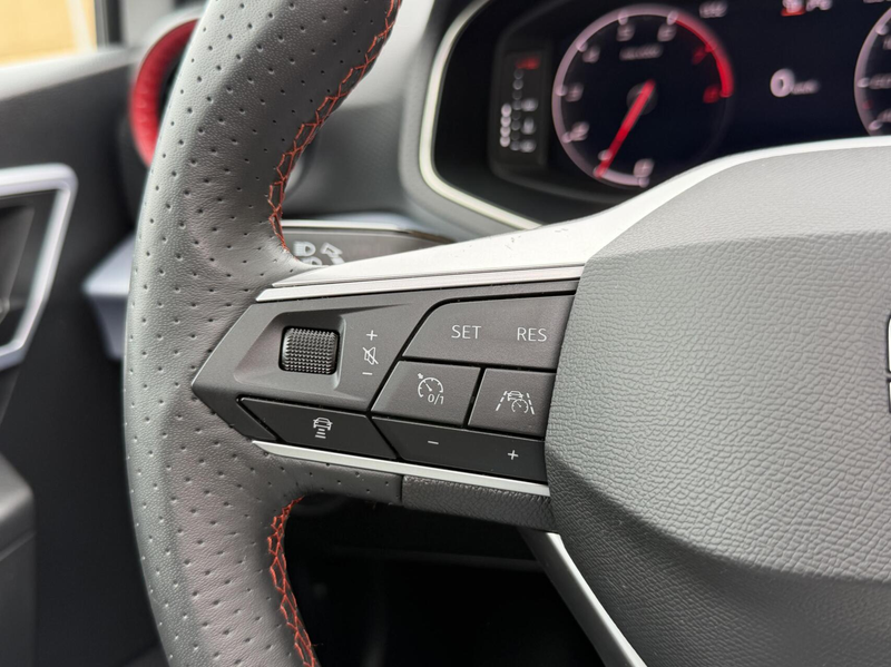 SEAT Ibiza 1.0 EcoTSI FR Plus Panoramadak | Stoelverwarming | — photo 8