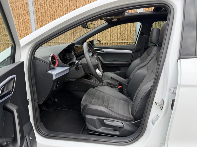SEAT Ibiza 1.0 EcoTSI FR Plus Panoramadak | Stoelverwarming | — photo 7