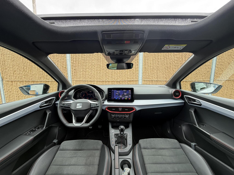 SEAT Ibiza 1.0 EcoTSI FR Plus Panoramadak | Stoelverwarming | — photo 3