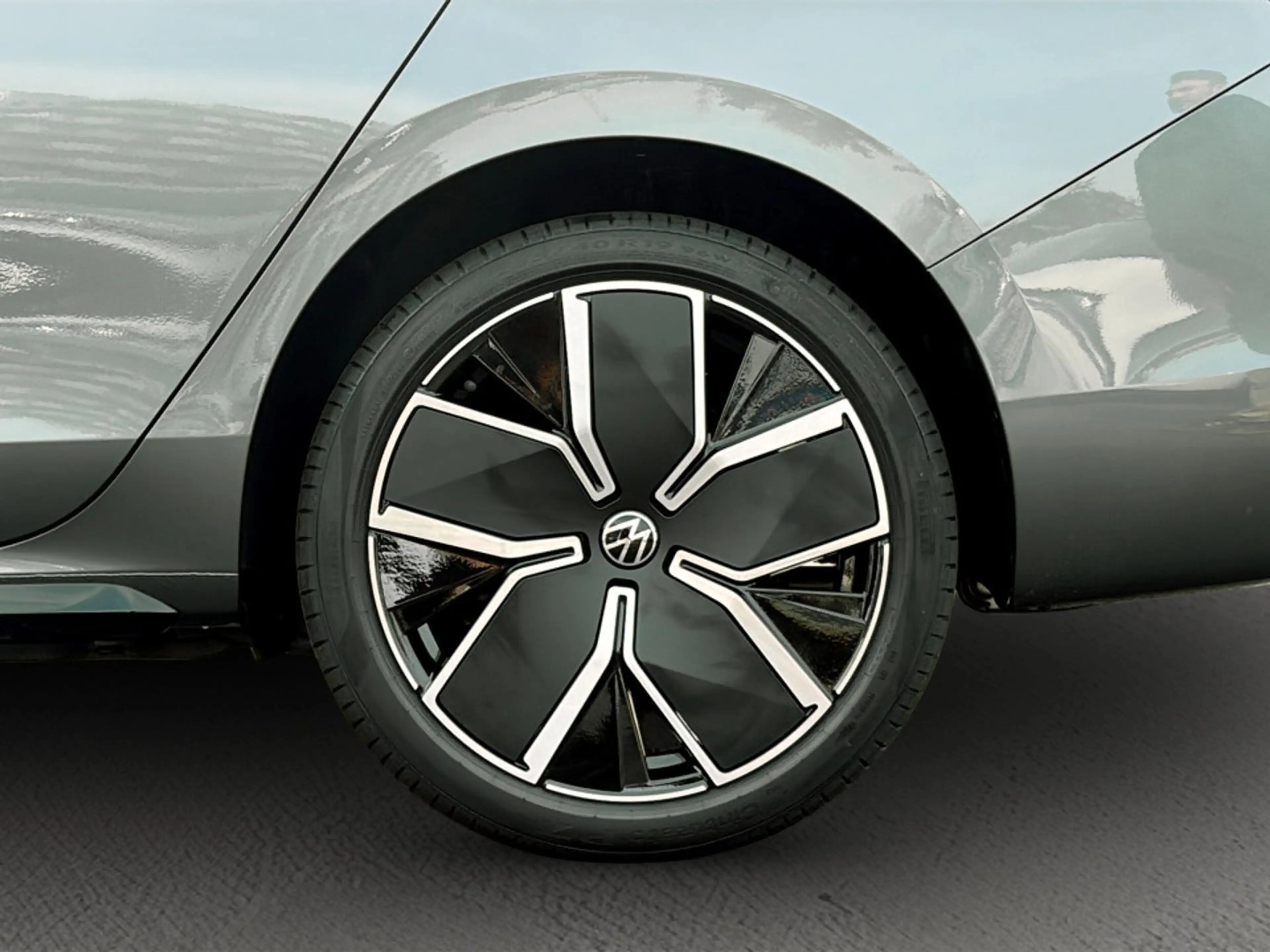 Volkswagen Passat Variant Sport eHybrid 150kW — photo 6