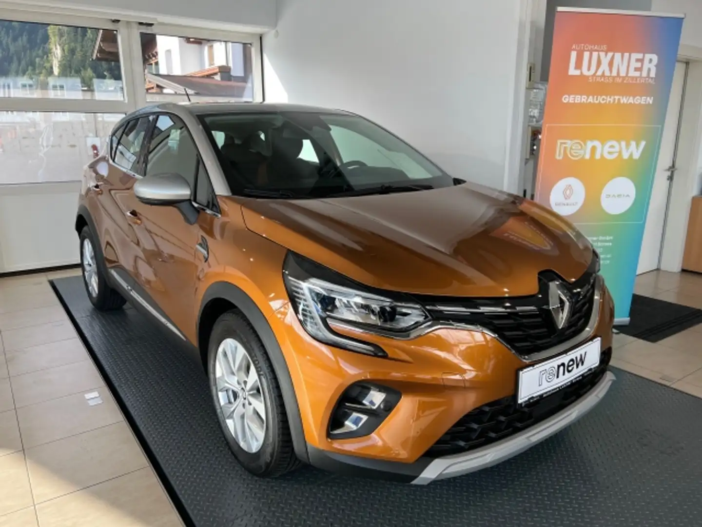 Renault Captur CapturIntensTCE140 Orange - 1
