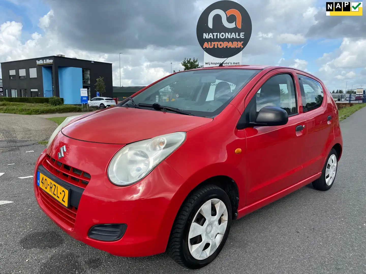 Suzuki Alto 2011 * 1.0 Cool Comfort * AIRCO * ELEC. RAMEN * Rood - 1