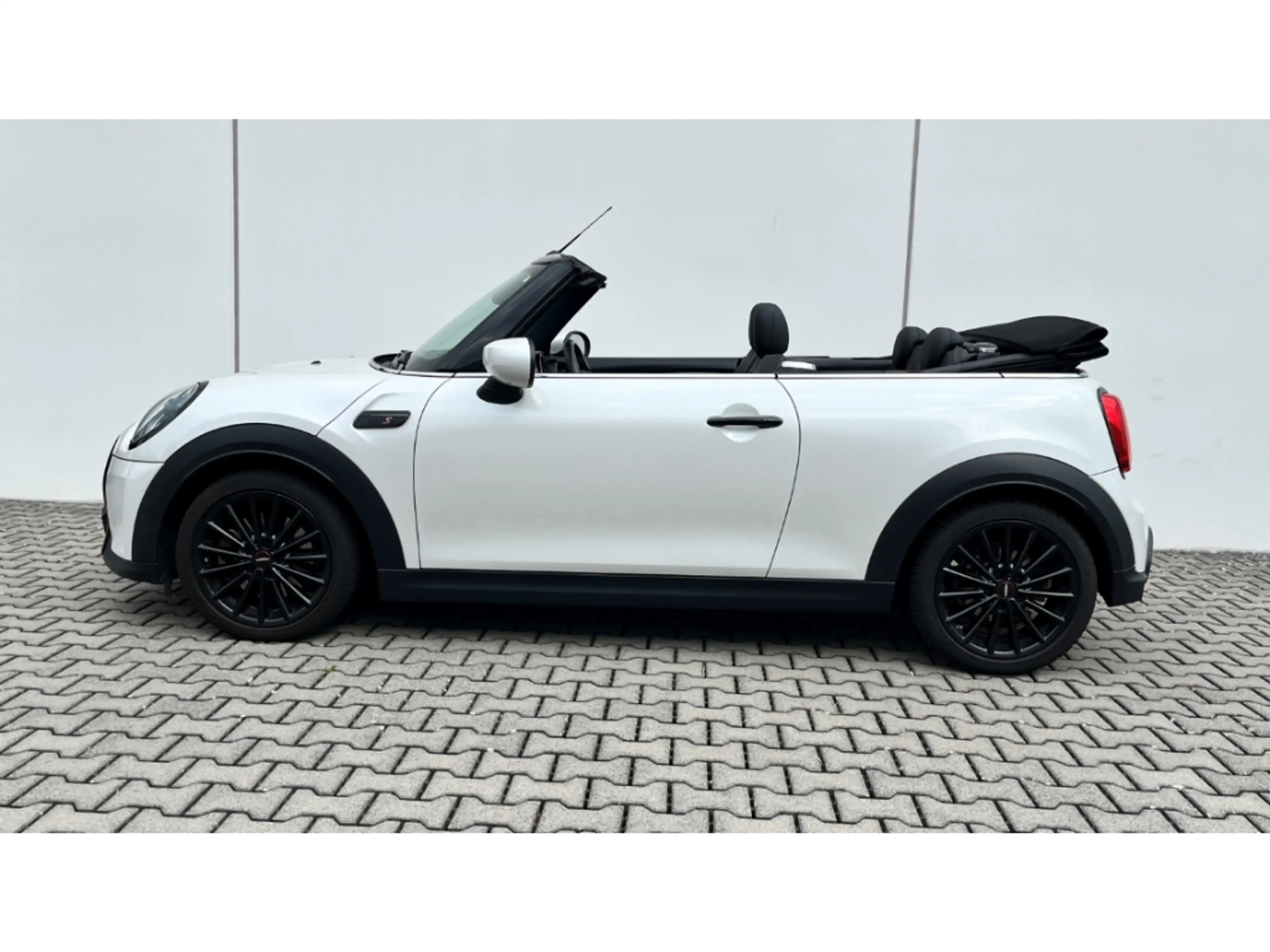 MINI Cooper S Cabrio A El. Verdeck Navi Leder Digitales Cockpit LED Meh — photo 4