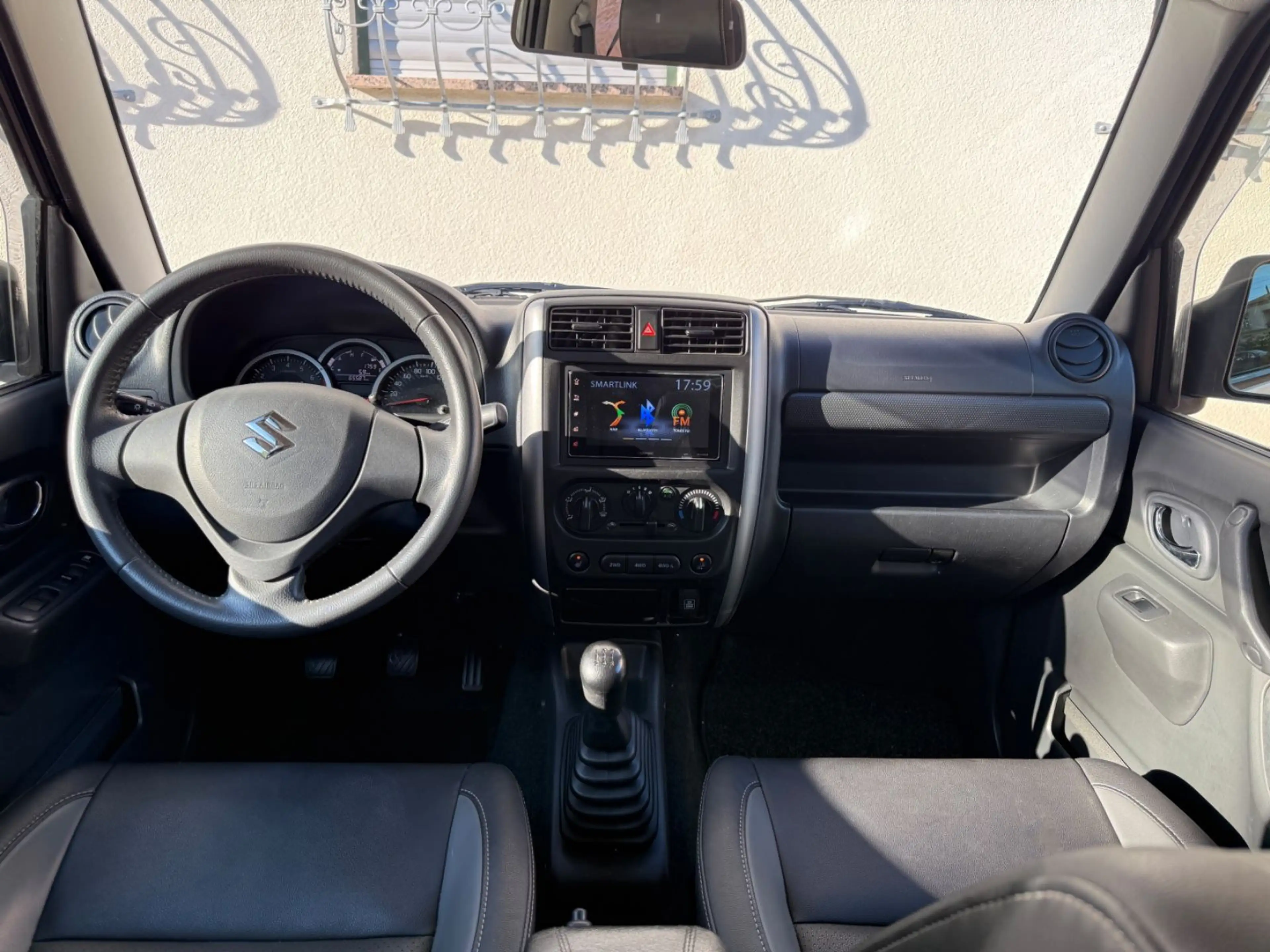 Suzuki Jimny 2018 STYLE & CHROM-Paket SH gepflegt — photo 13