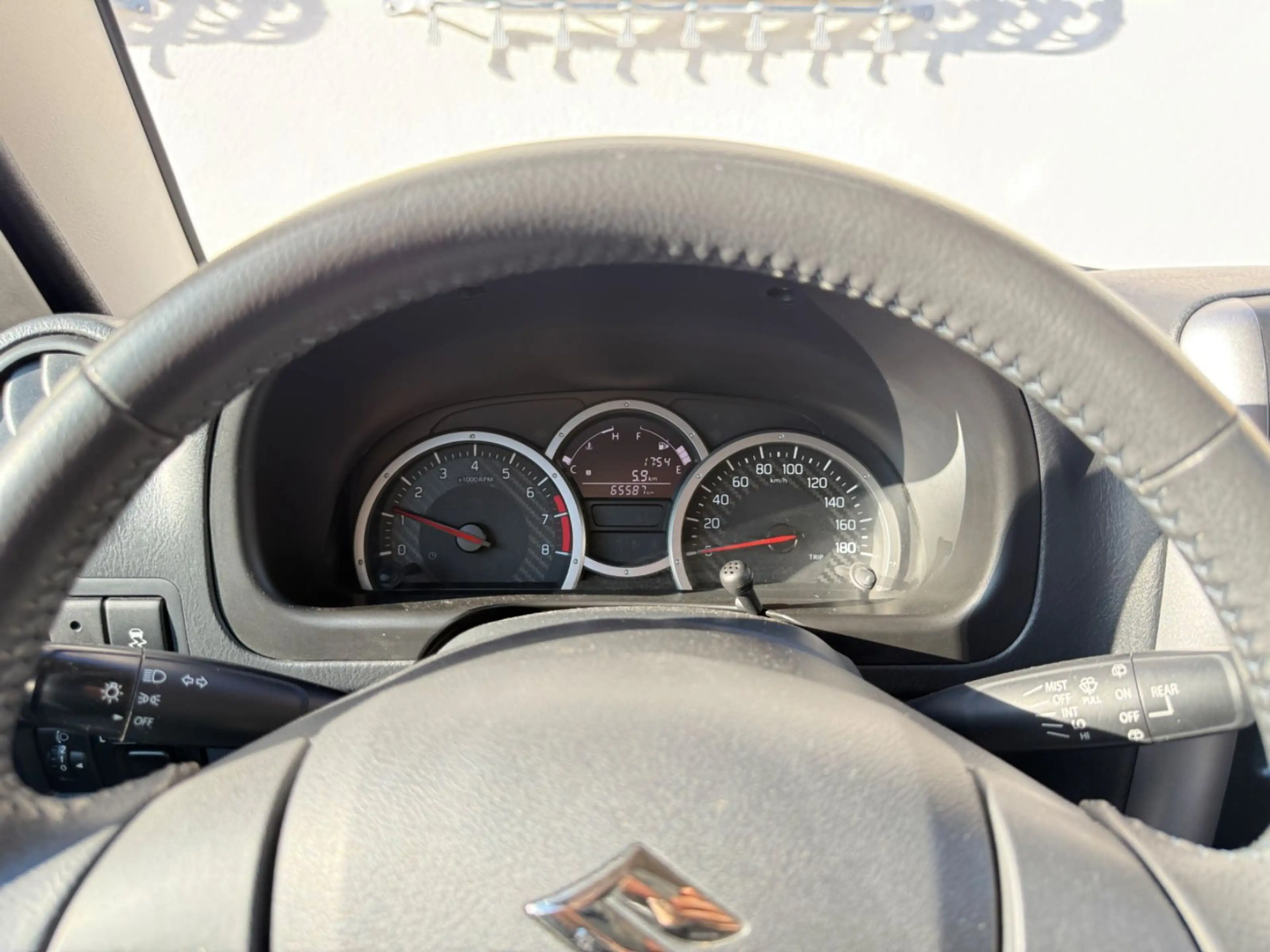 Suzuki Jimny 2018 STYLE & CHROM-Paket SH gepflegt — photo 10
