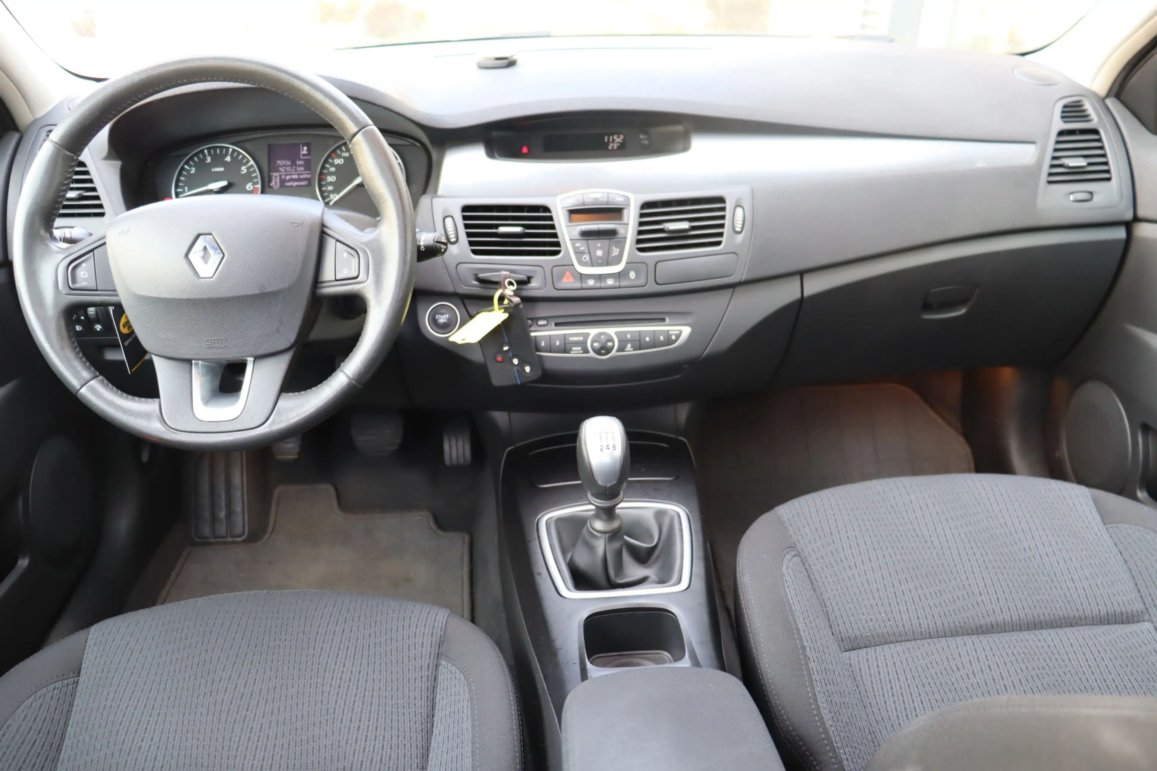 Renault Laguna 1.6 16V Expression, Cruise Control, Airco, PDC A, — photo 9