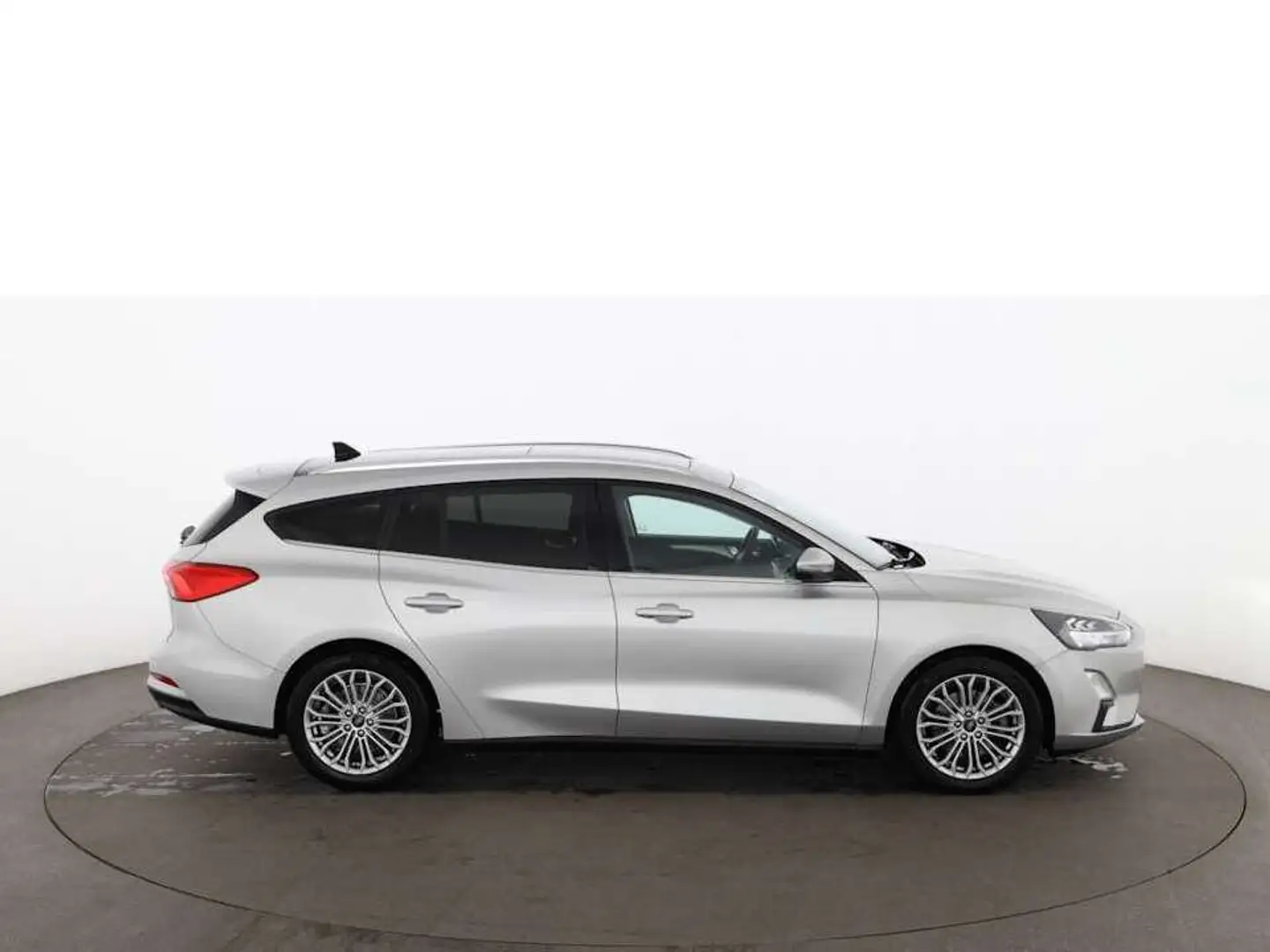 Ford Focus Turnier 1.5 EcoBlue Titanium Aut LED SKY Silber - 2