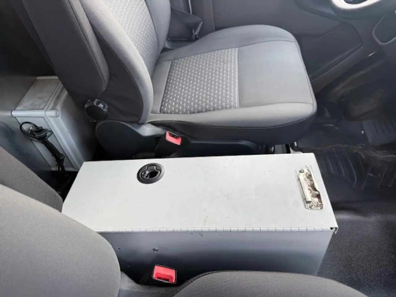 Ford Transit Cargo Van снимка Ford Transit Cargo Van
